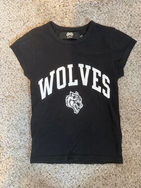 Darc Sport SHE Loyalty Baby Tee Black XS Fitted Graphic Wolves